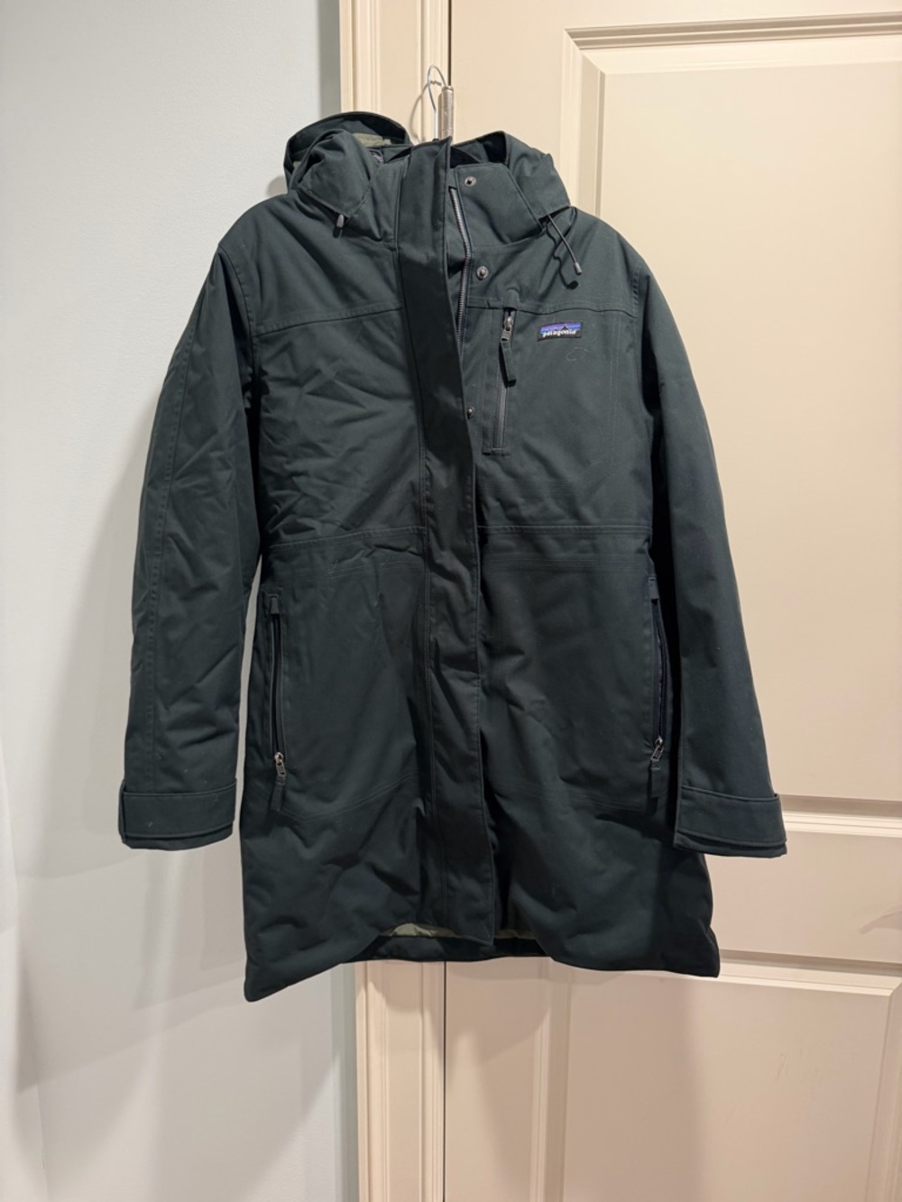 Patagonia Dark Green Hooded Parka Jacket